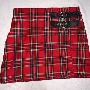 Forever 21 red plaid skirt